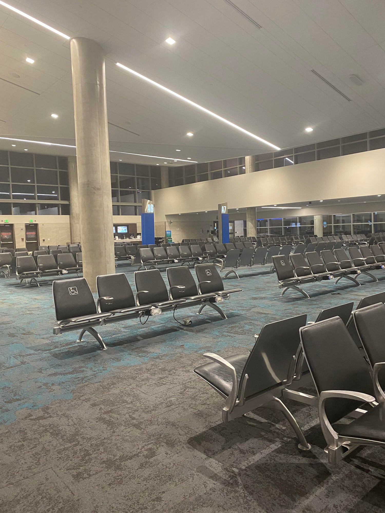 Lost in an American Airport Four Days Between Fear and Waiting